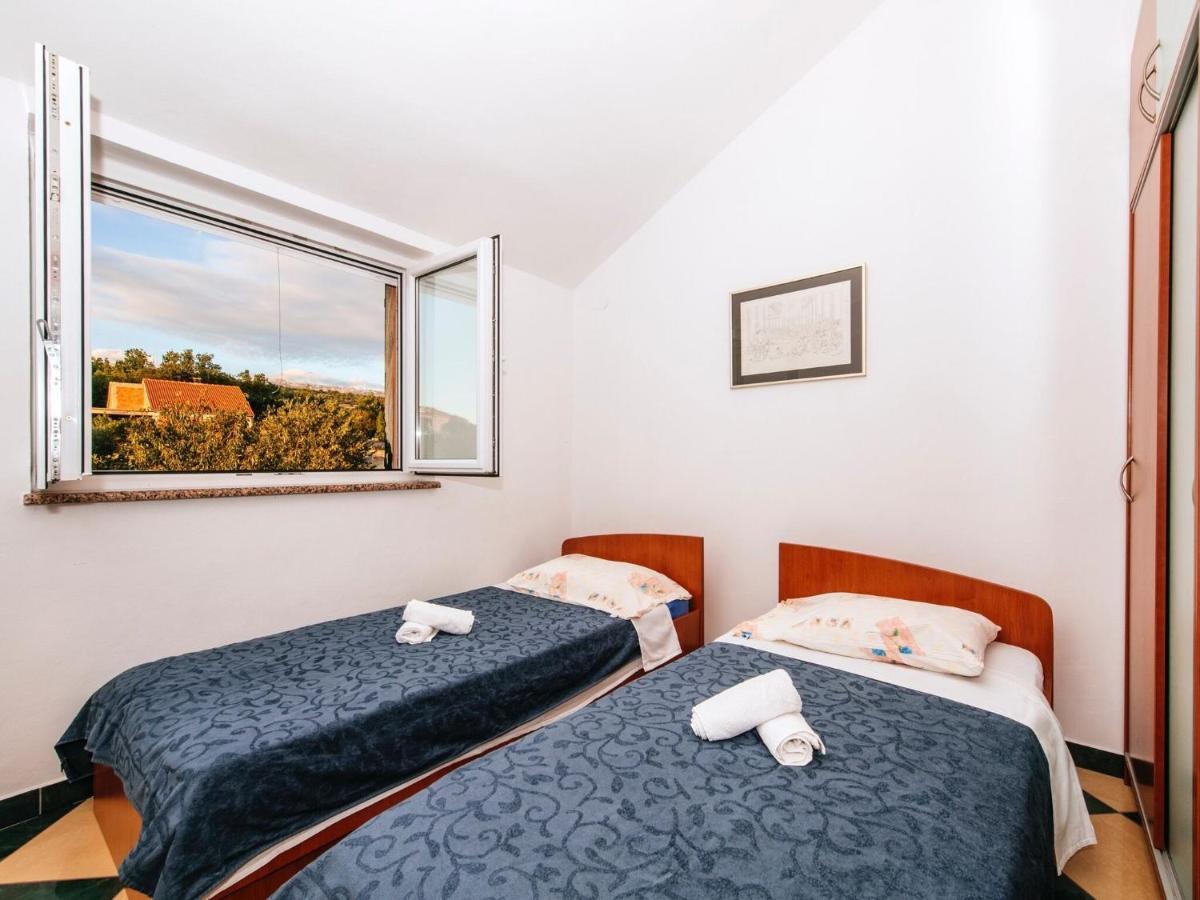 Splendid Holiday Home In Jasenice Масленица Екстериор снимка