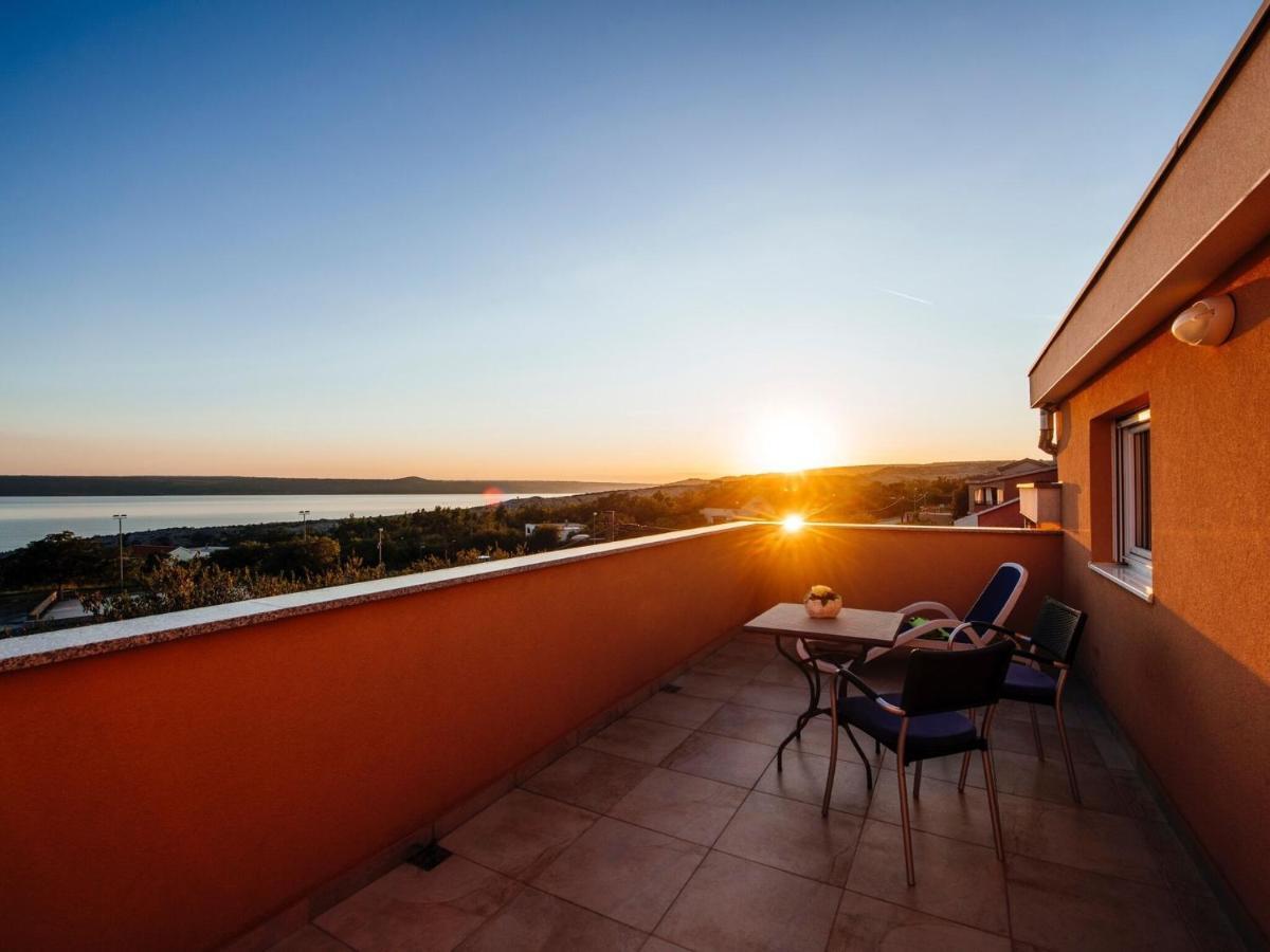 Splendid Holiday Home In Jasenice Масленица Екстериор снимка